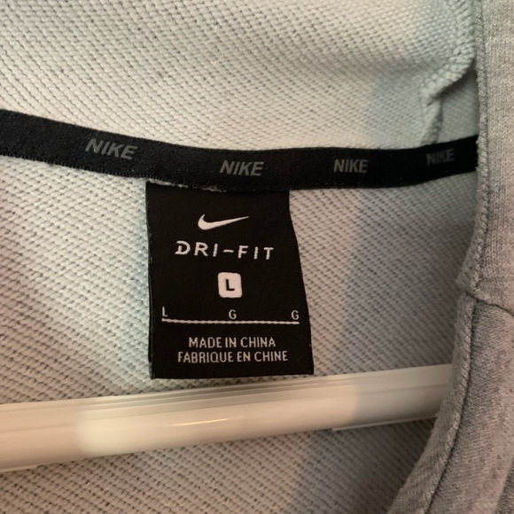 Grey Nike Dri-fit hoodie - Picture 3 of 5